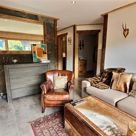 Apartment Cosy With Fireplace Close To The Slopes Megeve